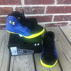Youth Under Armour Jet Basketball Shoes Size 4.5